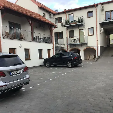 Lägenhetshotell Sebastian Mikulov